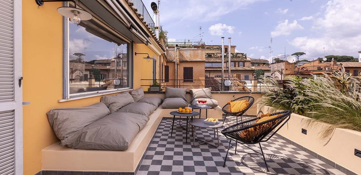 15-Condotti-Penthouse-terrace