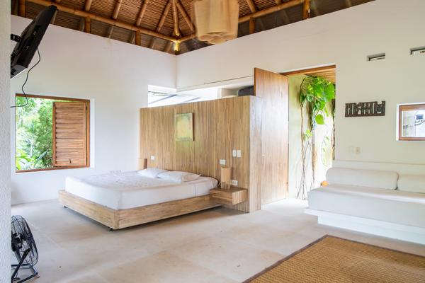 Wynwood House - Breezeway Case Studies