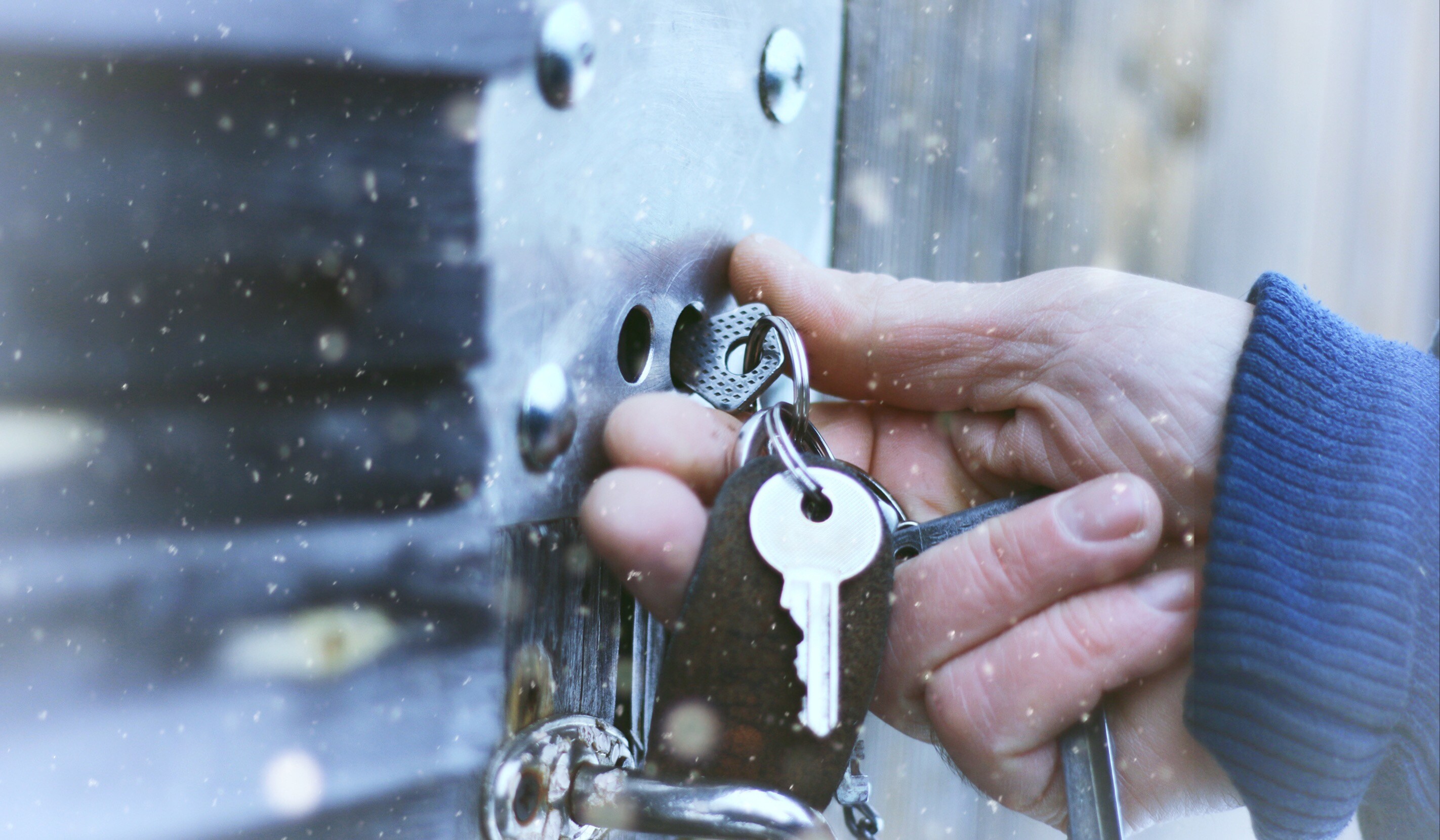 winterizing-your-vacation-home:-a-property-manager's-guide-to-winter-preparation