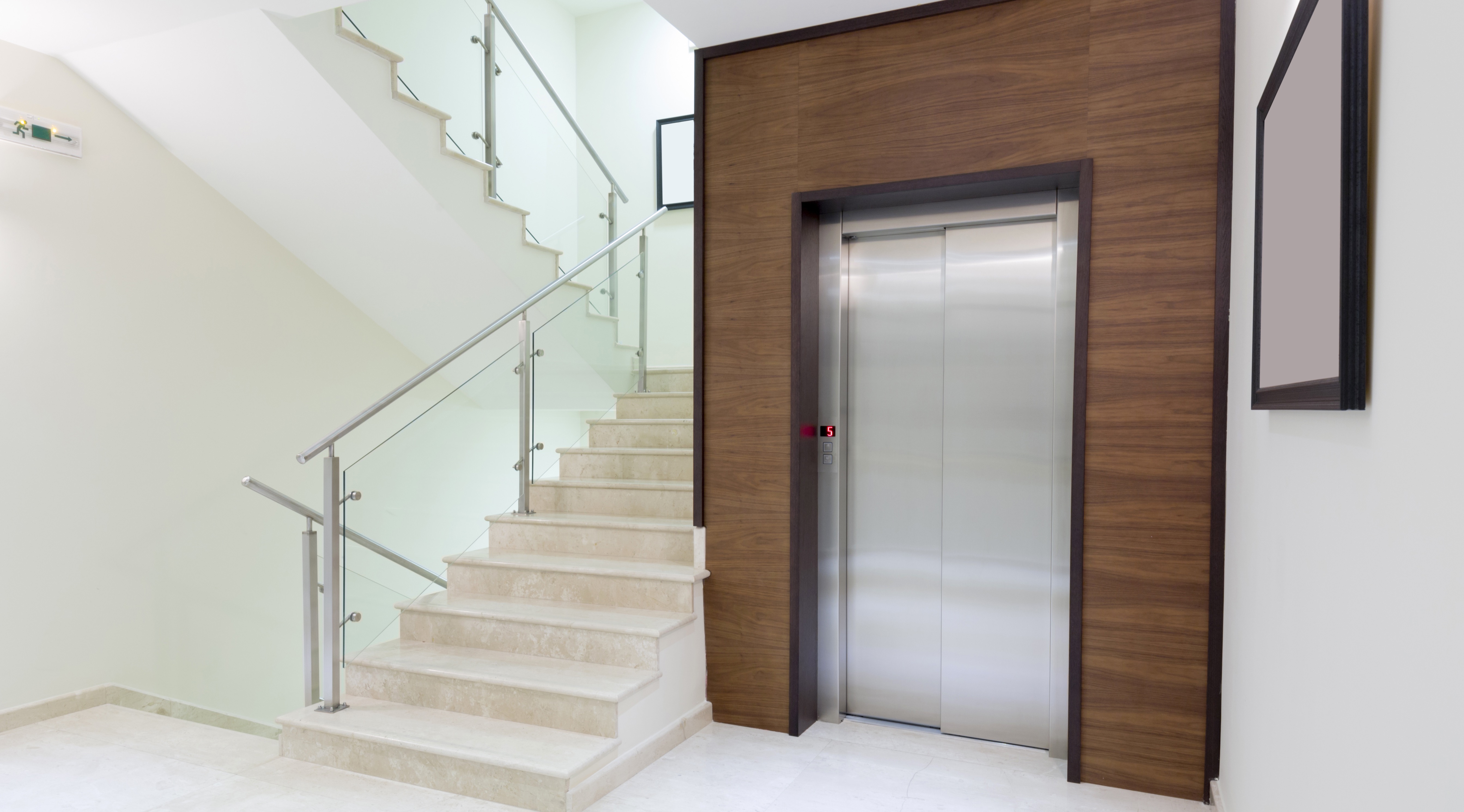 vacation-rental-elevator-safety