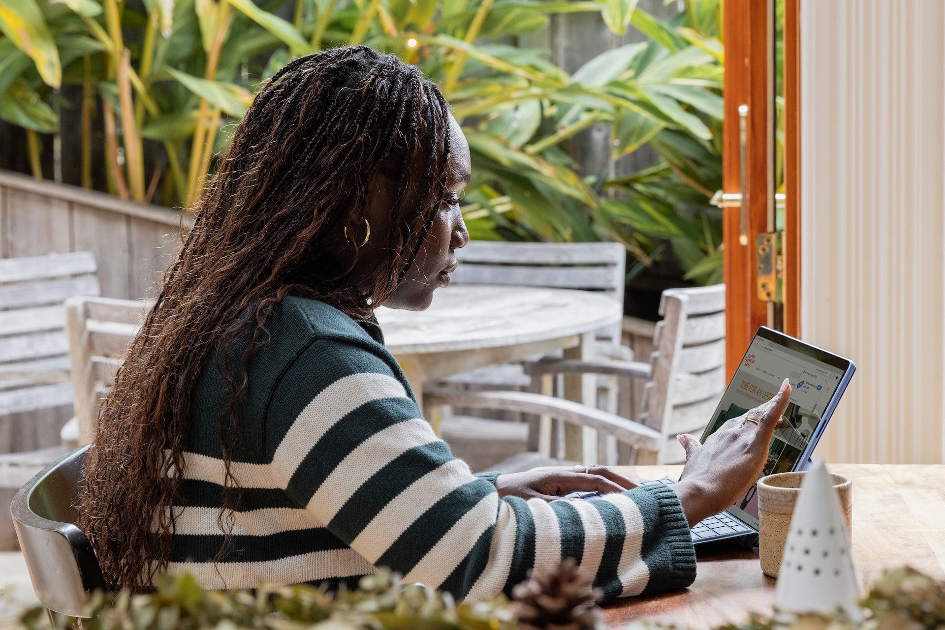 the-no-stress,-low-cost-guide-to-scaling-your-airbnb-business
